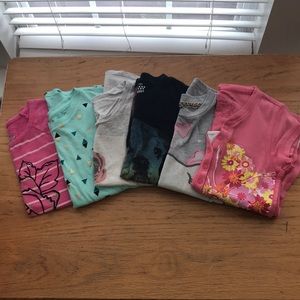 Set of 6 girls tees. All size small